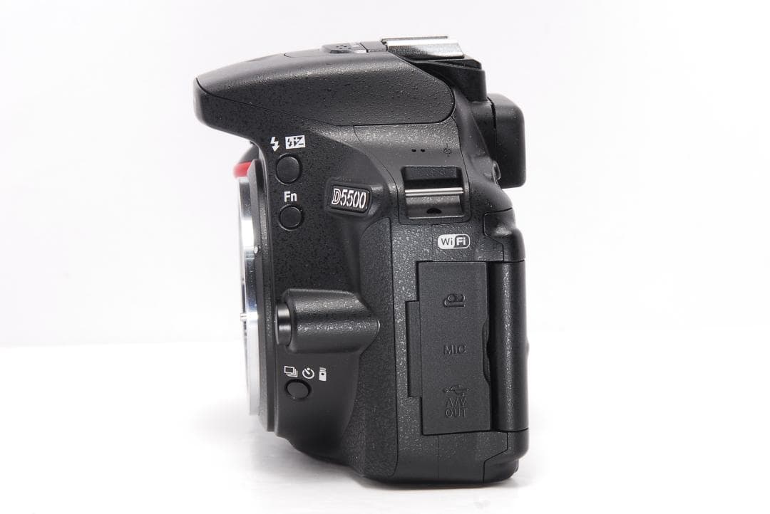 ✨Wi-Fi搭載 ショット数247回✨Nikon D5500レンズセット