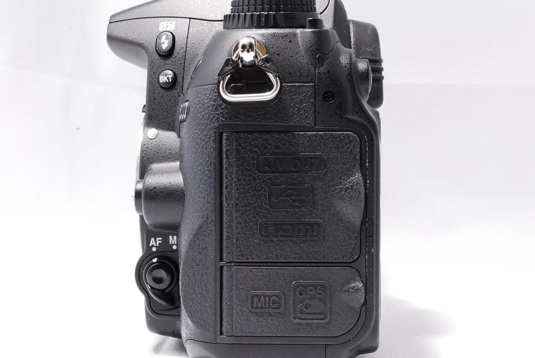 ✨Nikon D7000✨ハイアマチュア機種　一眼レフ　元箱付き