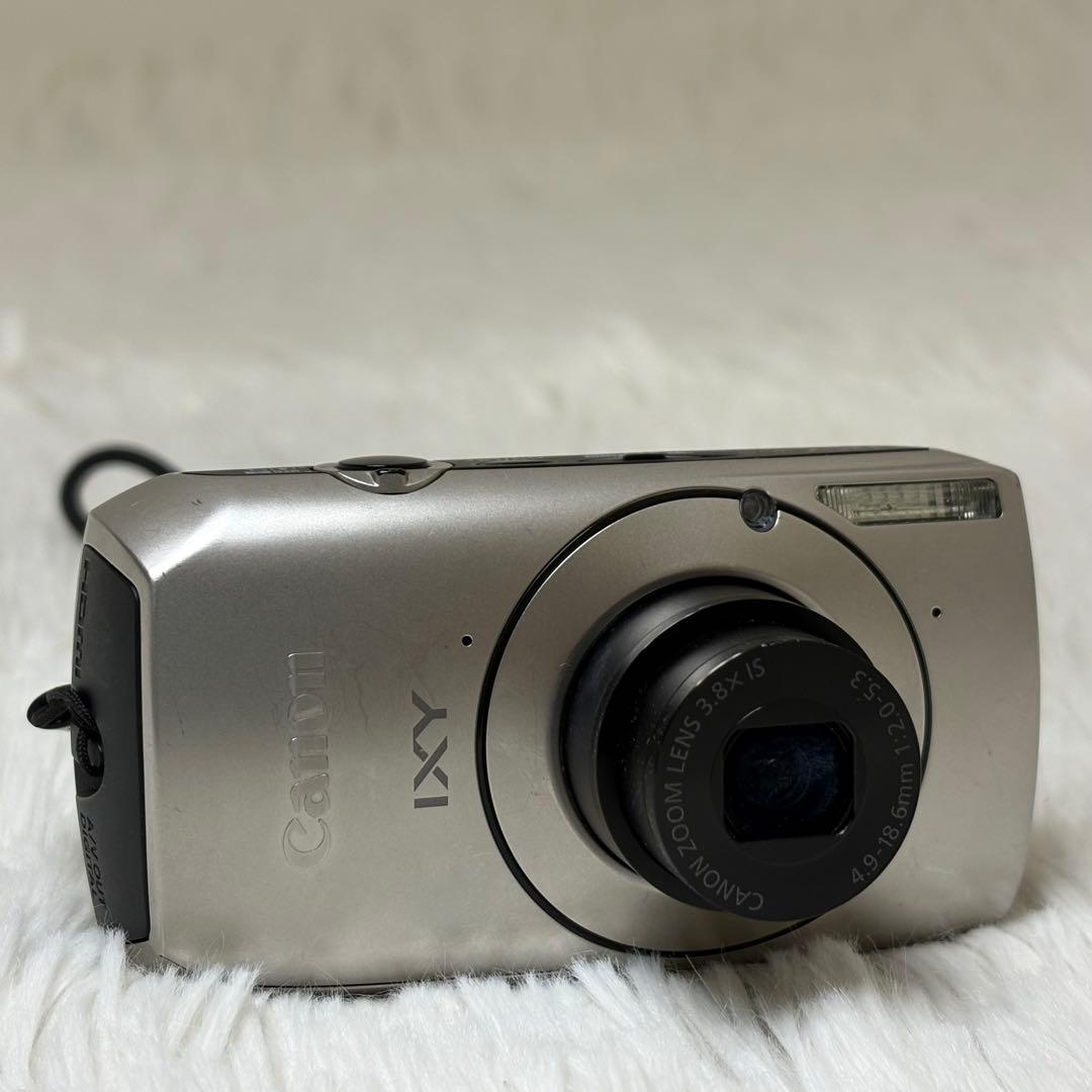Canon カメラ　IXY 30S PC1473 シルバー コンデジ　動作品
