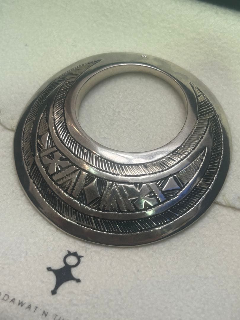 Adawat'n Tuaregアダワットトゥアレグ タホアスンスルトペンダント