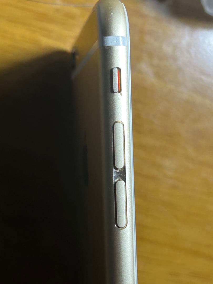 Apple社製 iPhone6sゴールド　※送料無料及び値下げ対応商品