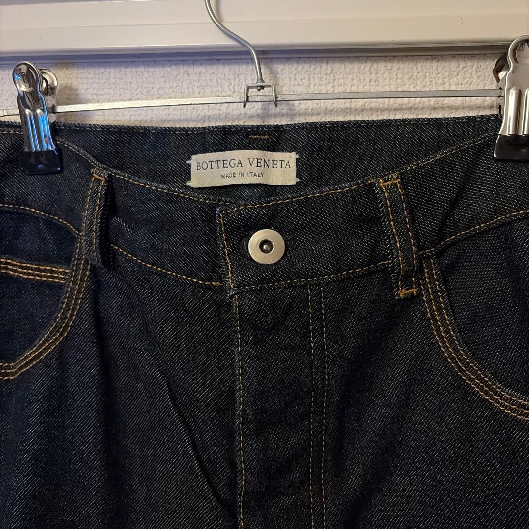 Bottega Veneta ダークデニム フレアパンツ