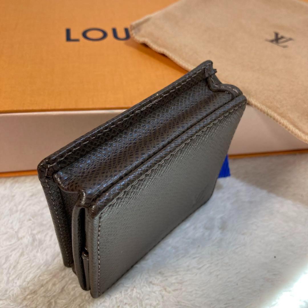 ！新品！　ルイヴィトン　タイガ　ケース