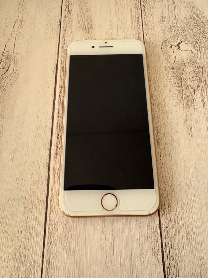 docomo iPhone 8 ローズゴールド64gb本体 95%箱付き