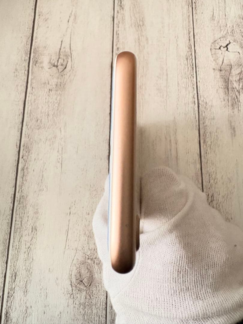 docomo iPhone 8 ローズゴールド64gb本体 95%箱付き