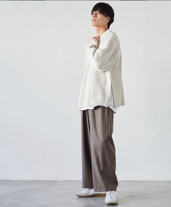 OVERSIZED 7G AZE KNIT  早い者勝ちです。