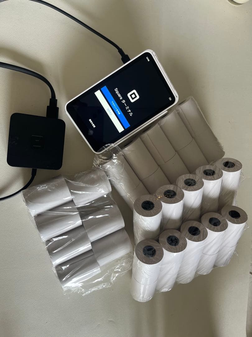 【正規品】Square ターミナル レジ用端末レシート用紙、充電器付き