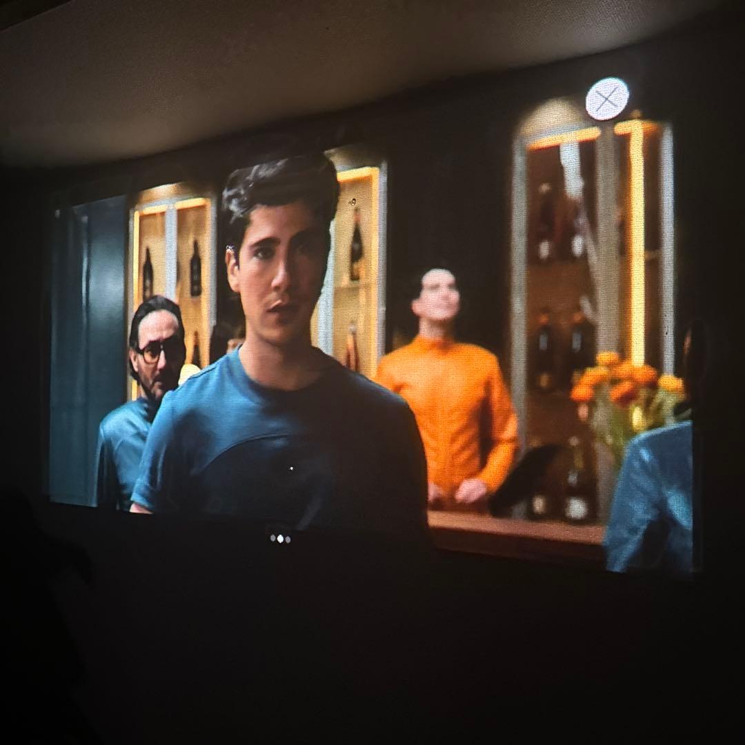 NEBULA Android TVプロジェクター