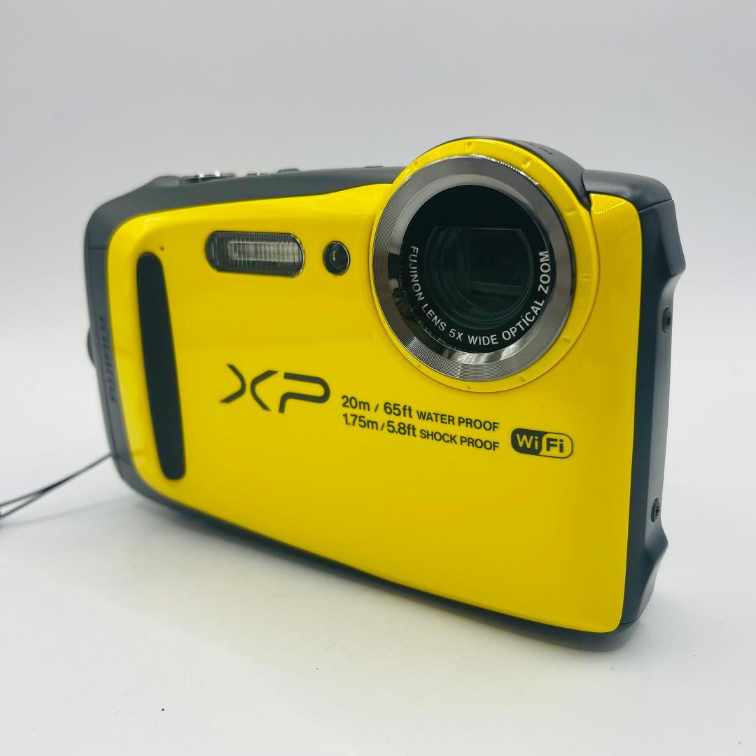 美品　FUJIFILM FinePix XP120 防水カメラ デジカメ