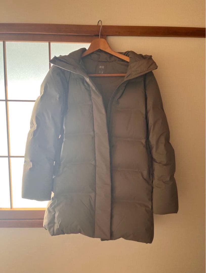 ユニクロ　シームレスダウンショートコートM