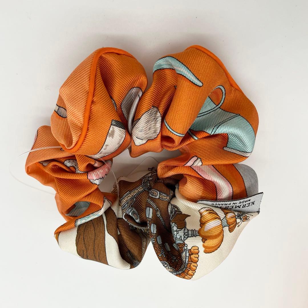 HERMES シュシュ オレンジ