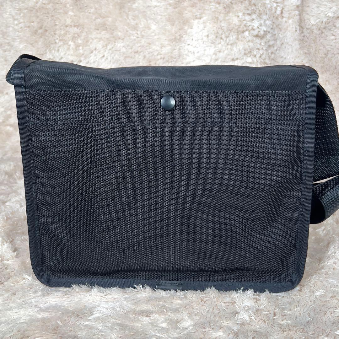 PORTER ポーター　メッセンジャーバッグ　カメラバッグ　ブラック