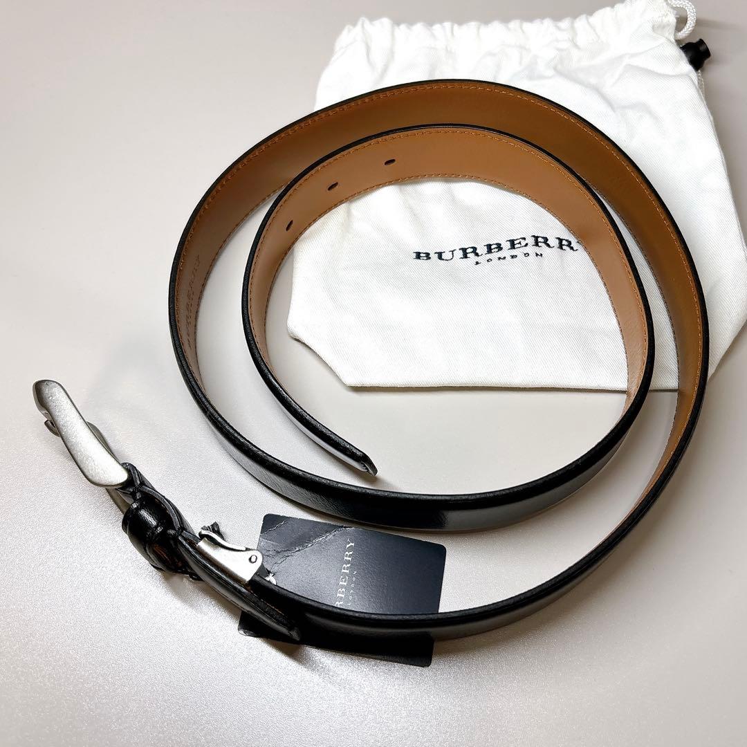 未使用 タグ付き BURBERRY 牛革 レザー ベルト 黒 袋付き