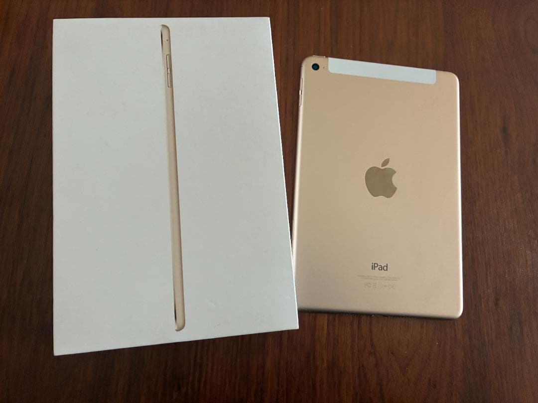 iPad mini4　ゴールド 16GB SIMフリー