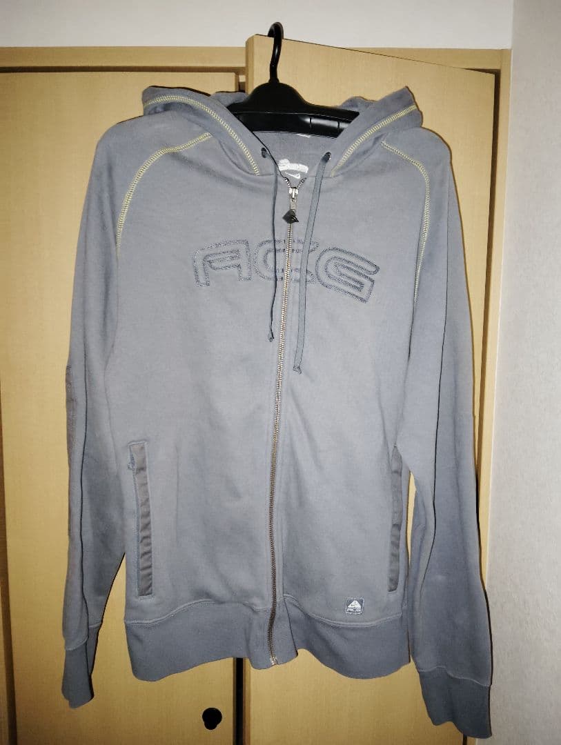 専用出品　ナイキＡＣＧ　パーカー　サイズL　①