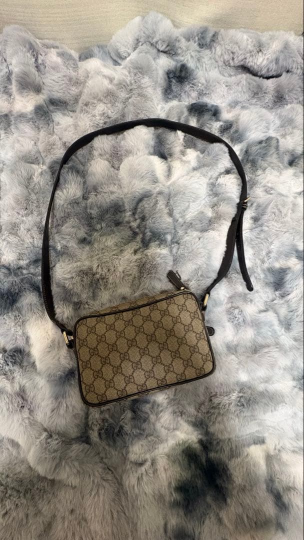 GUCCIショルダーバック