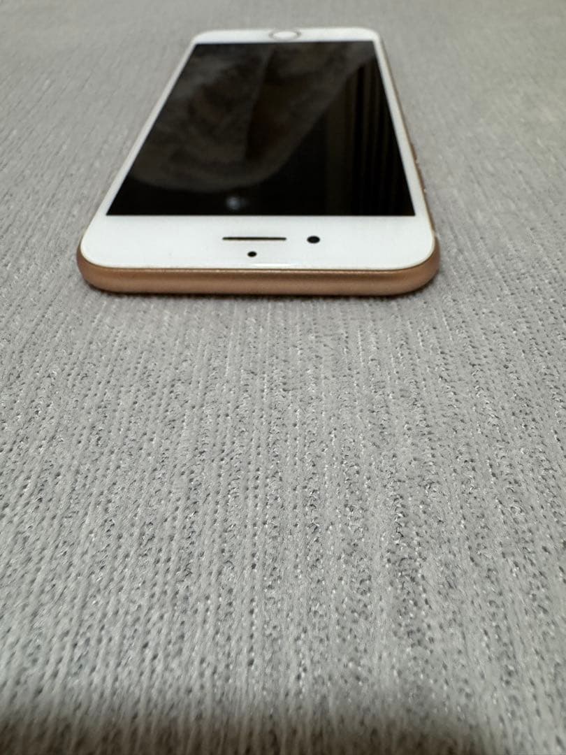 iPhone ゴールド 本体