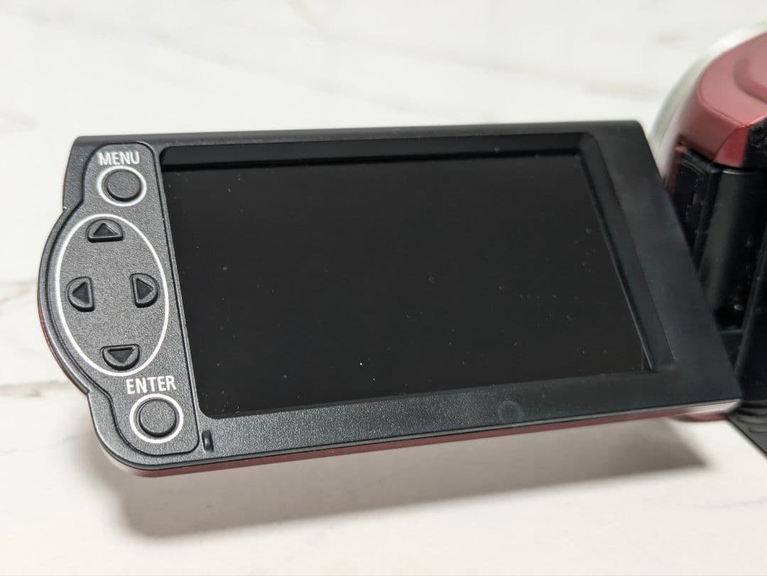 Panasonic　HC-V210M　レッド