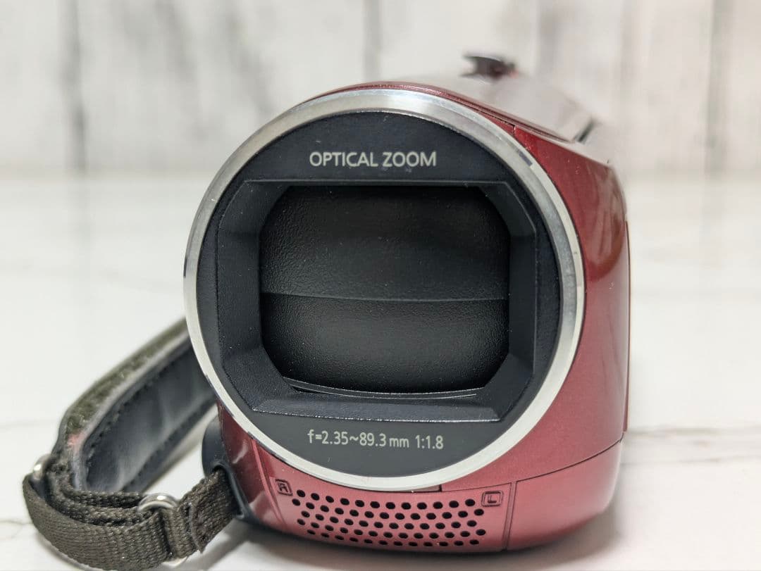 Panasonic　HC-V210M　レッド