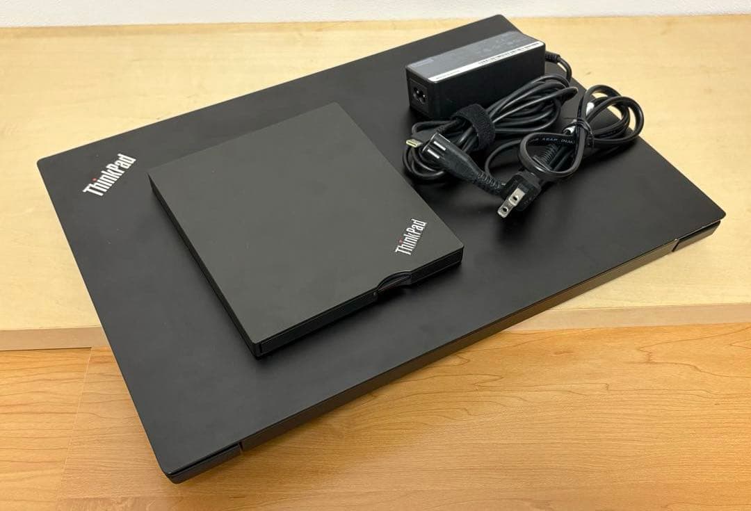 Windowsノート本体 ThinkPad E590 (i3/16GB/128GB+1TB/FHD)