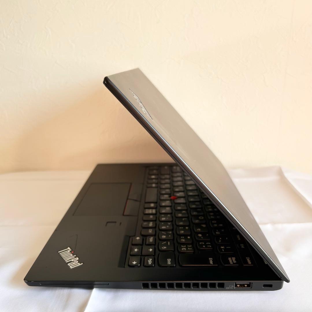 Lenovo ノートパソコン PC SSD256 Corei5 8世代 A48