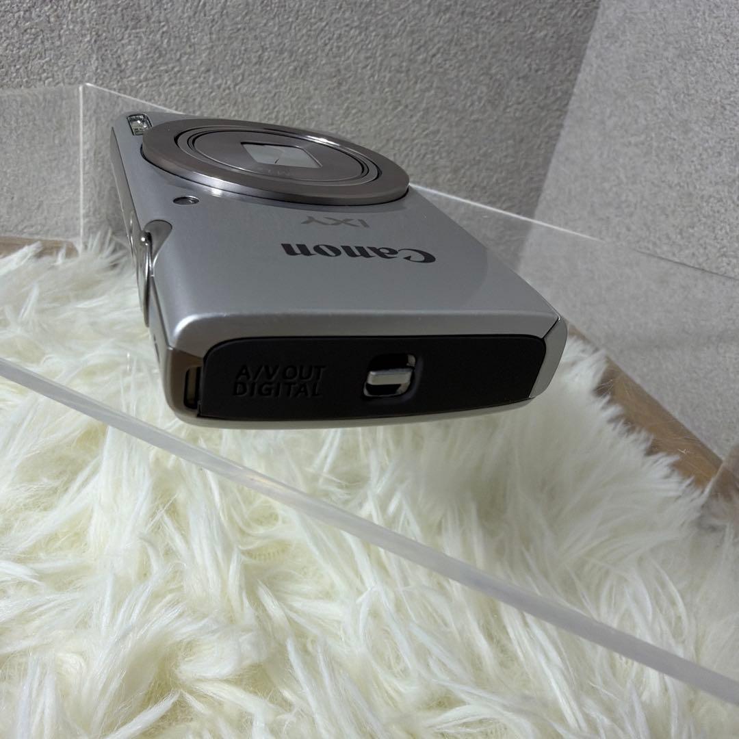 【ほぼ未使用】Canon キャノン IXY 180 シルバー デジカメ ①