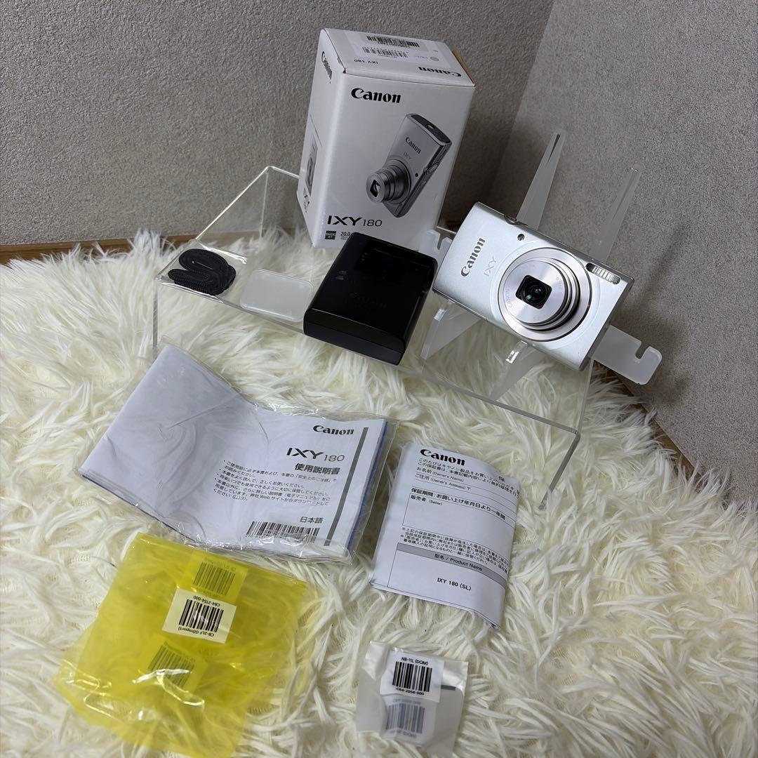 【ほぼ未使用】Canon キャノン IXY 180 シルバー デジカメ ①