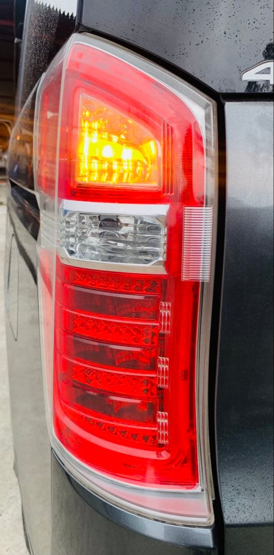 ステップワゴンRK 後期テールランプ　RK1