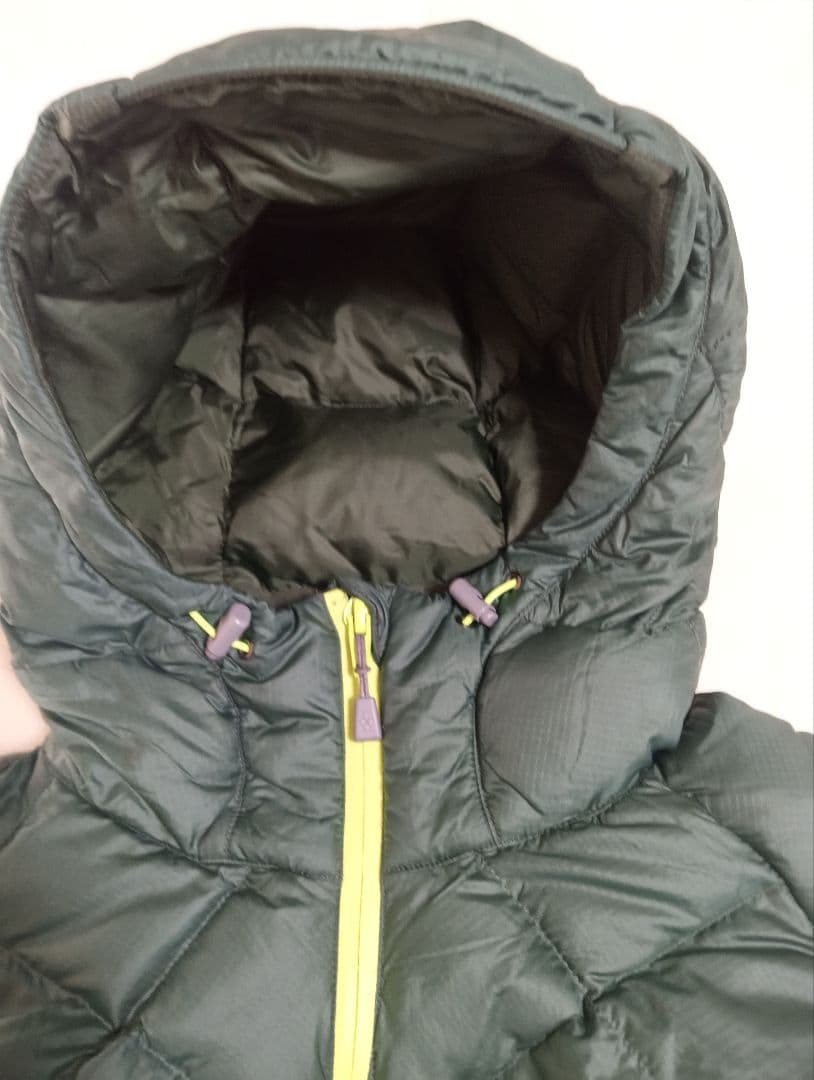 montbell　レディースS　ライトアルパインダウンパーカ　グリーン