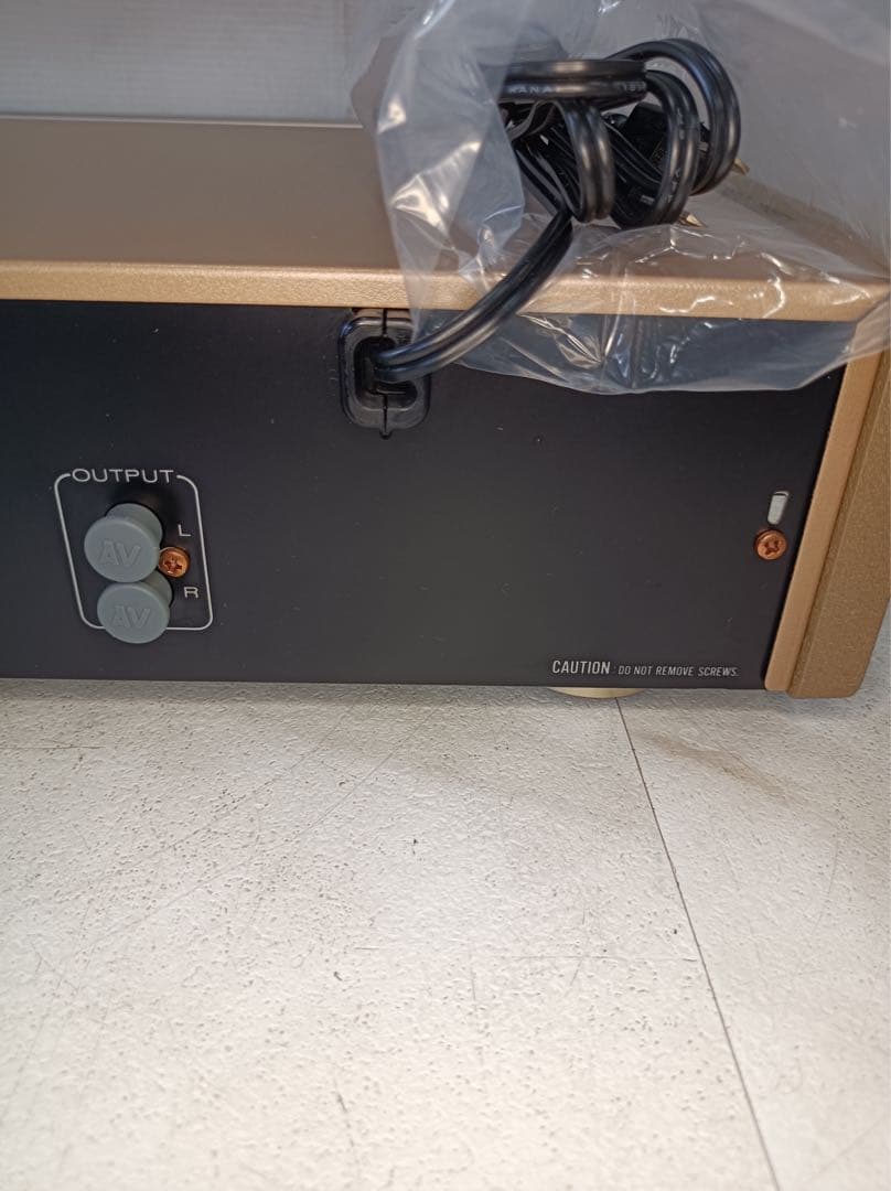 八6235【美品】marantz マランツ チューナー ST-50