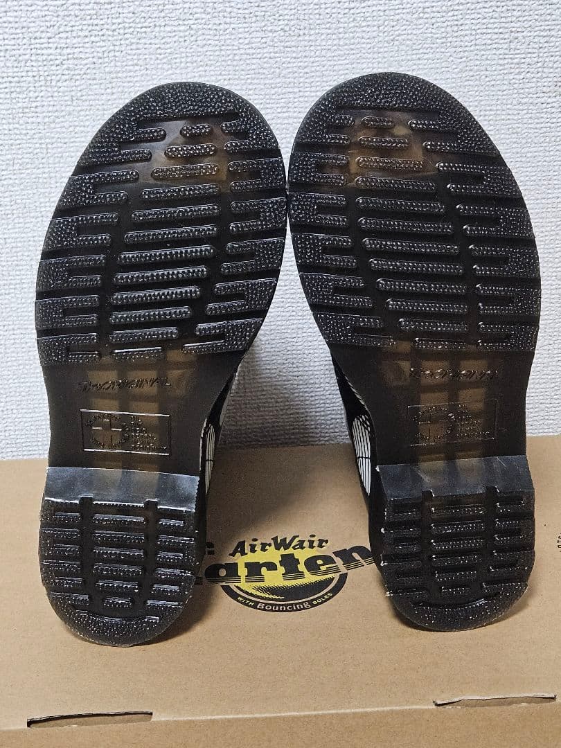 Dr. Martens ドット柄ブーツ 4 UK　未使用　箱あり