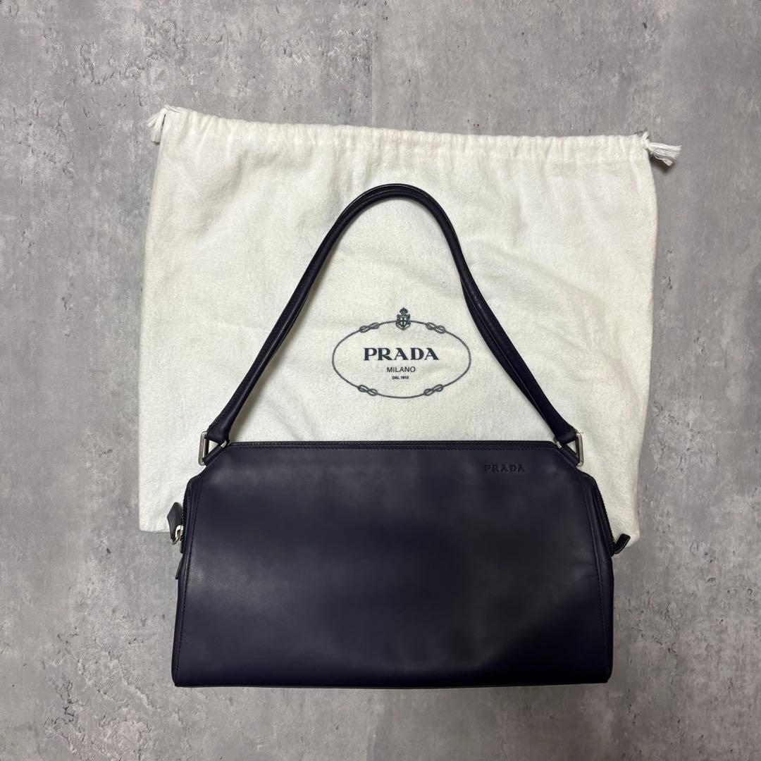 バッグ 1990s PRADA archive leather shoulder bag