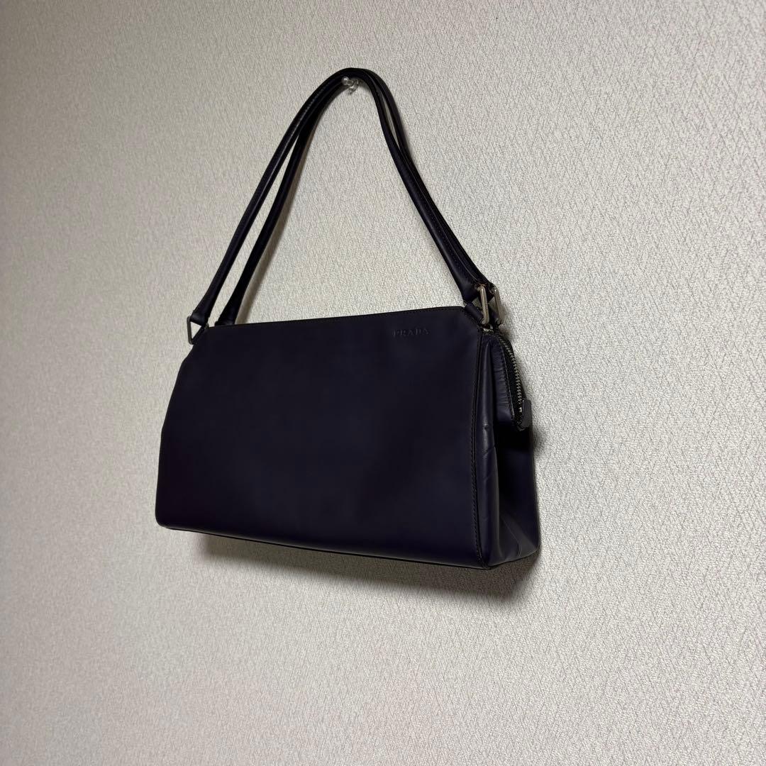 バッグ 1990s PRADA archive leather shoulder bag