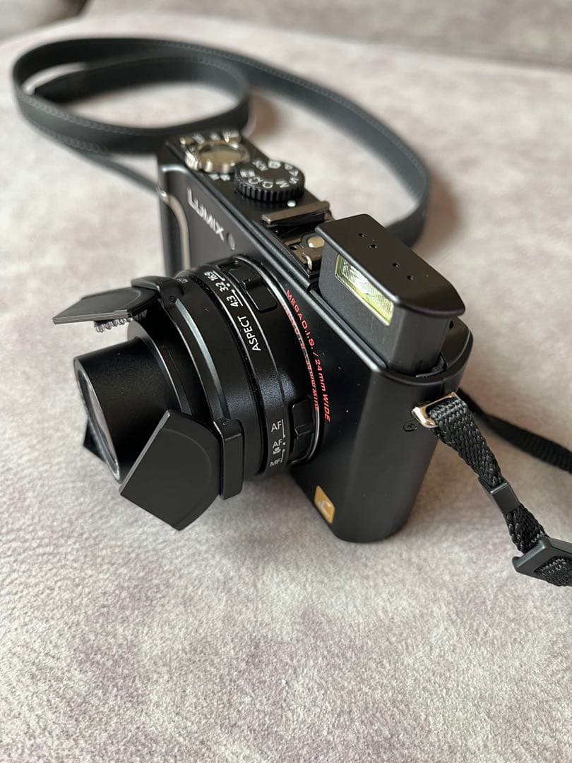 Panasonic LUMIX DMC-LX3 ライカレンズ 本革ケース付