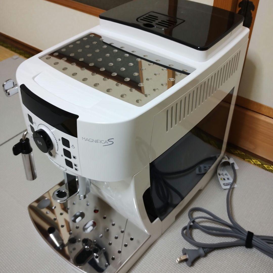 【良品】デロンギ マグニフィカS 全自動コーヒーマシン ECAM22112W