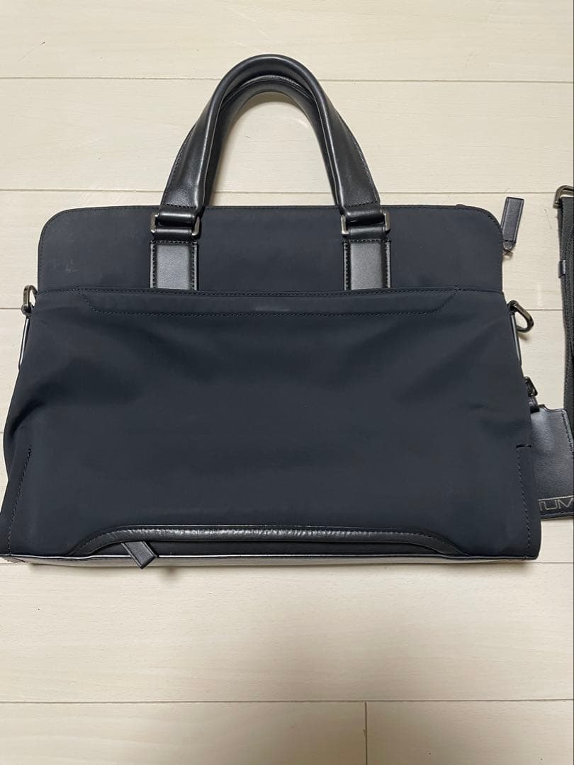 TUMI ブリーフケース