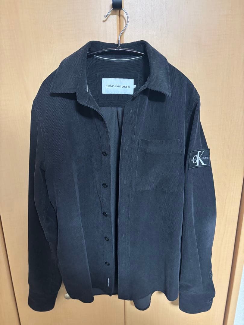   Jeans ブラック長袖シャツ