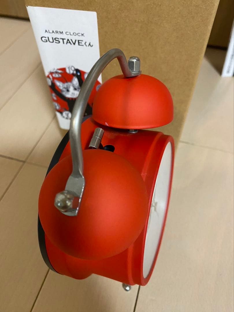 ヒグチユウコ　目覚まし時計　GUSTAVE