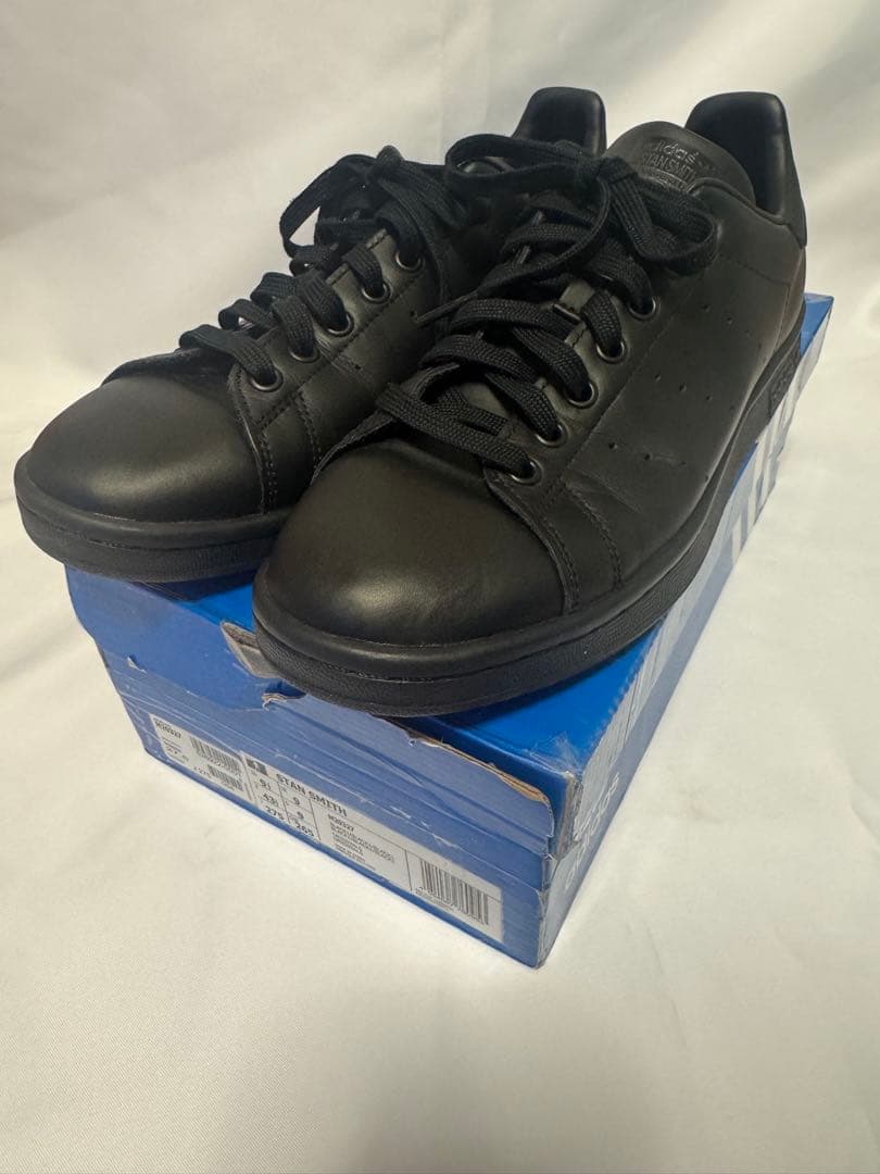 【美品】アディダス スタンスミス ブラック 27.5cm（US 9.5）