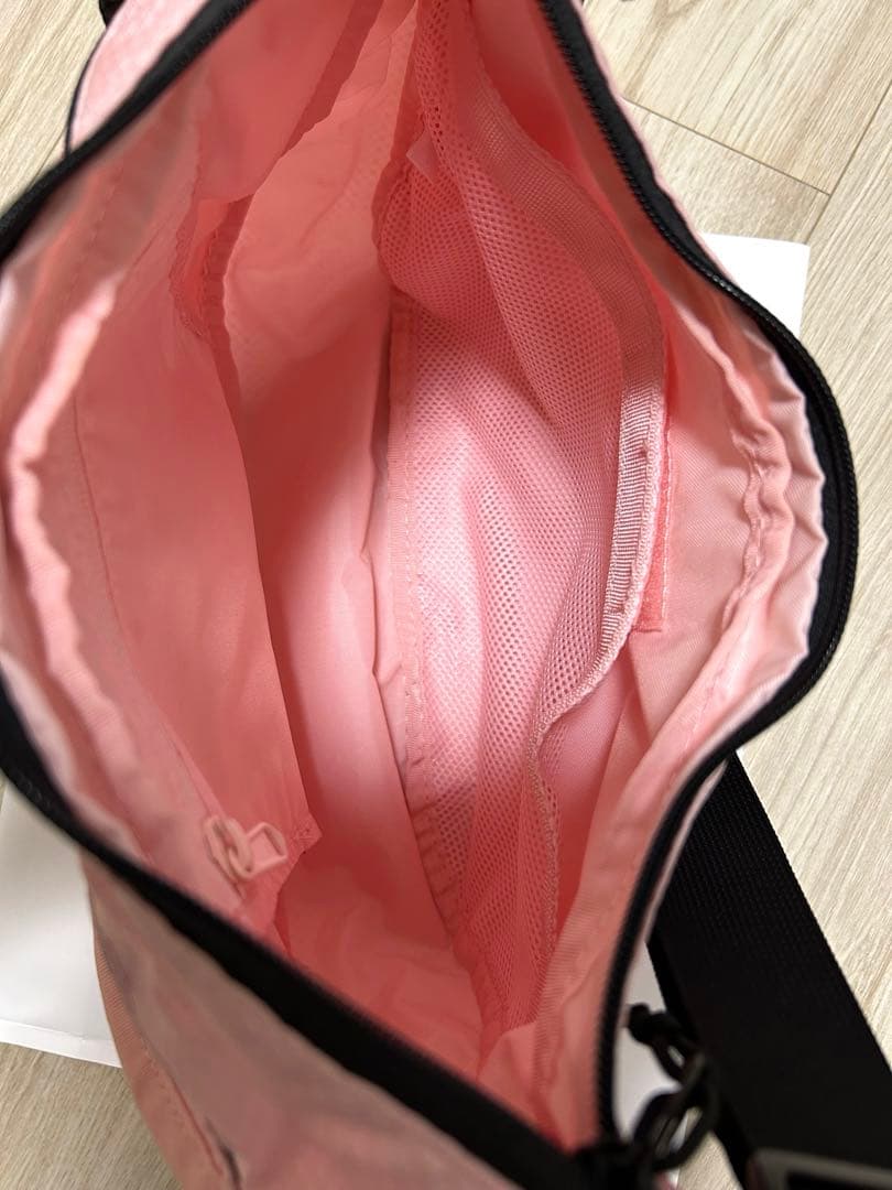 24H以内発送 完売品 極美品 22ss Small Messenger Bag