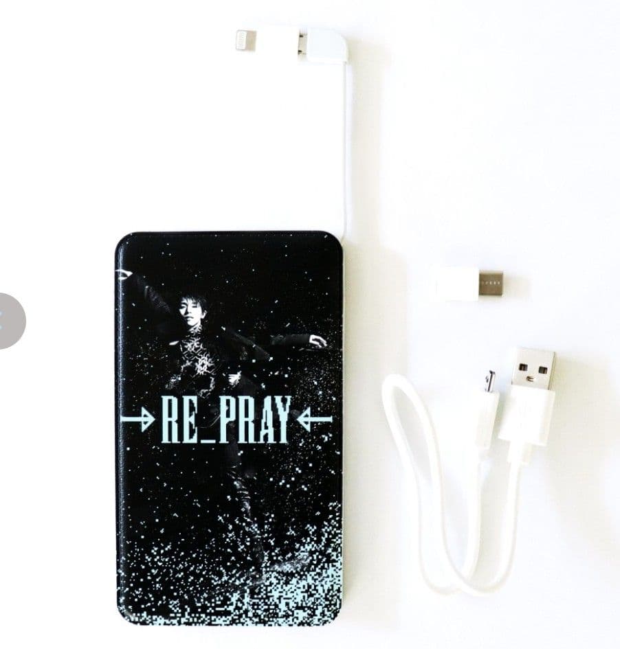 【新品未開封】羽生結弦 RE_PRAY Tシャツ Mサイズとモバイルバッテリー