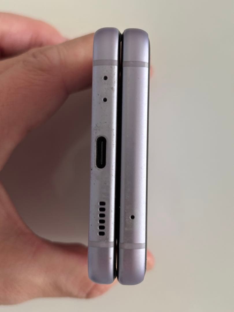 Samsung Galaxy Z Flip 4 パープル 本体　中古　箱無し