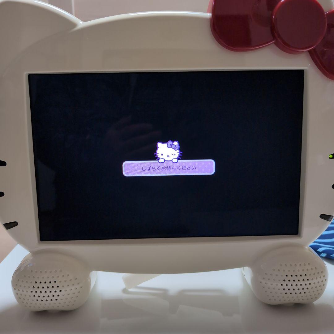 Hello Kitty 液晶テレビ 猫耳デザイン