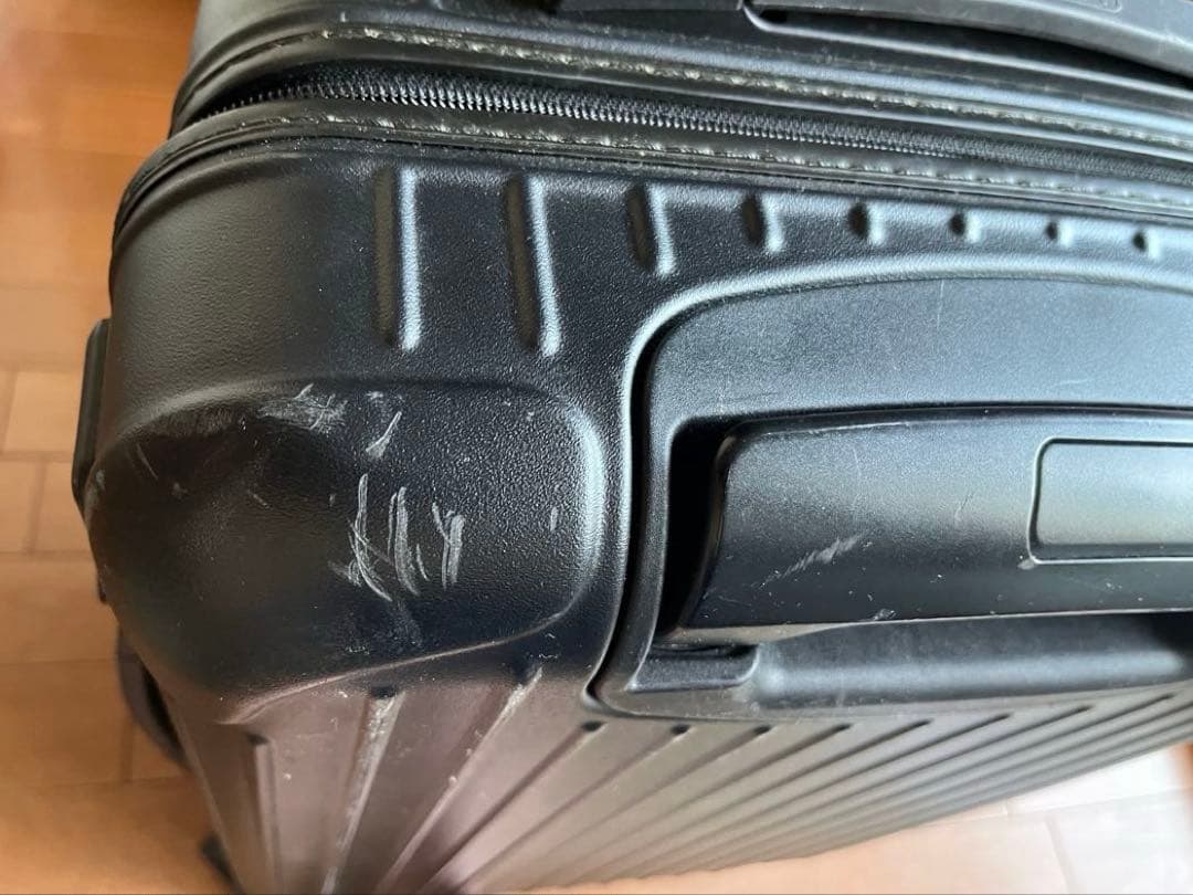 リモワ　サルサ　キャリーケース（RIMOWA SALSA）　4輪