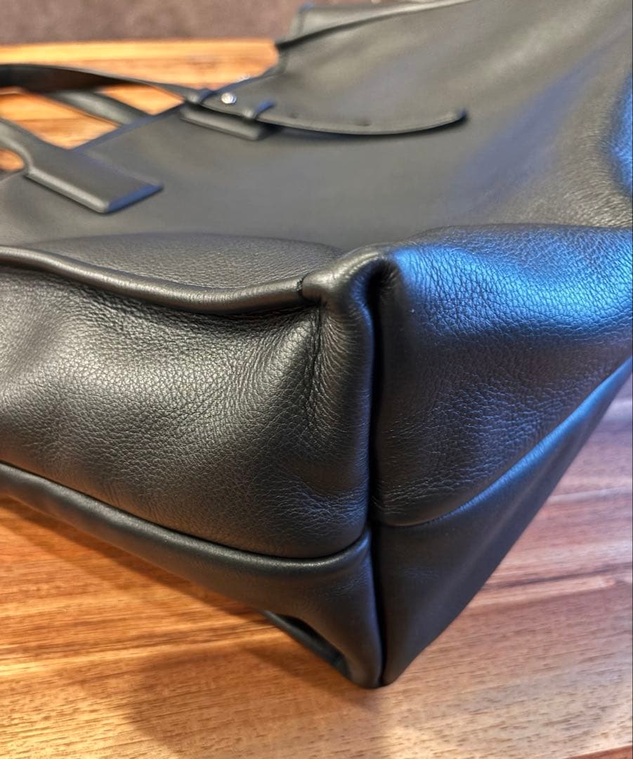 【値下げ】Salvatore Ferragamo 1927 ブラックトートバッグ