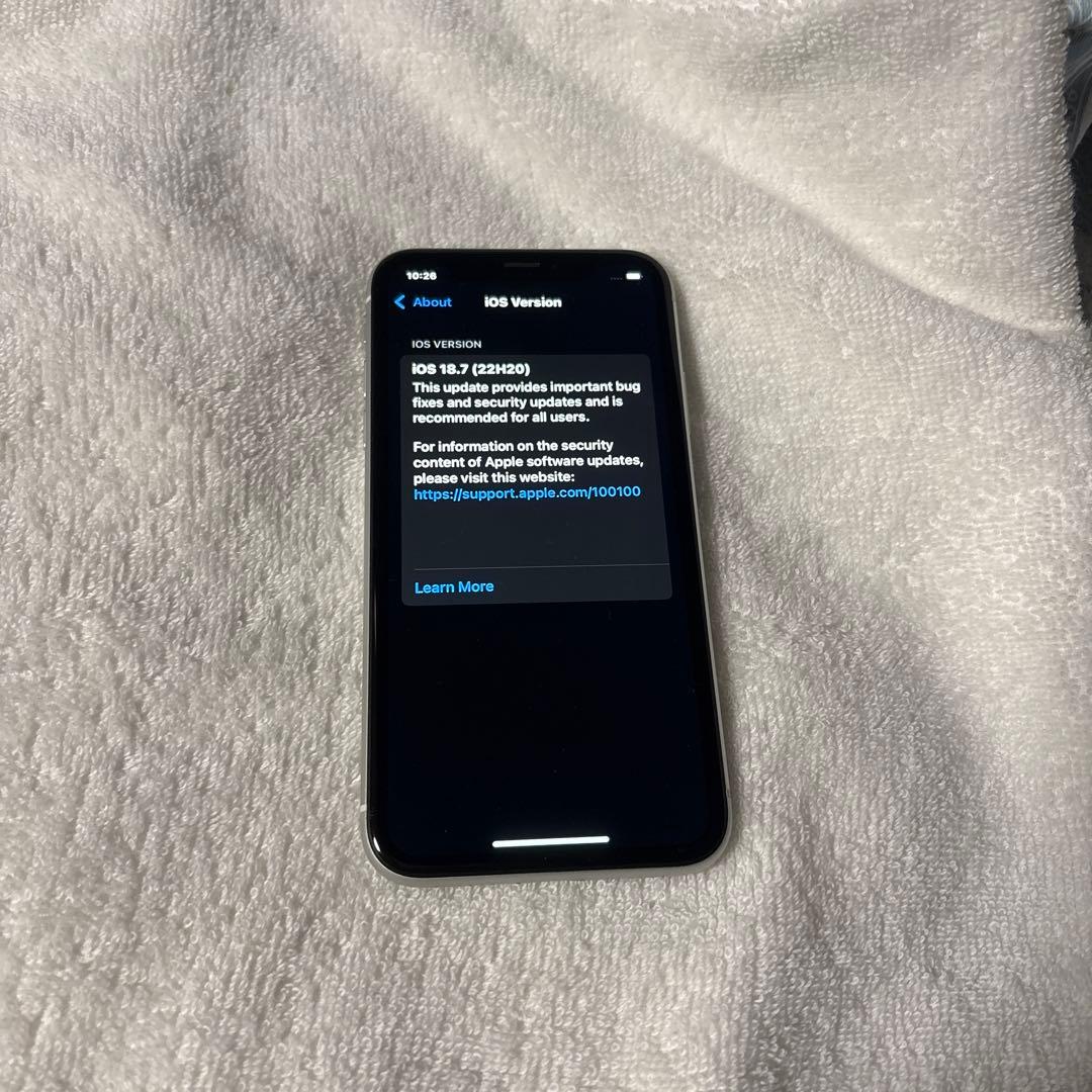 iPhone XR 64GB ホワイト Apple