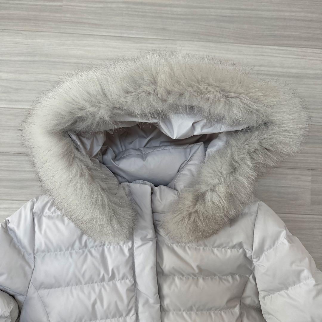 【新品】UNTITLED フード付きダウンジャケット