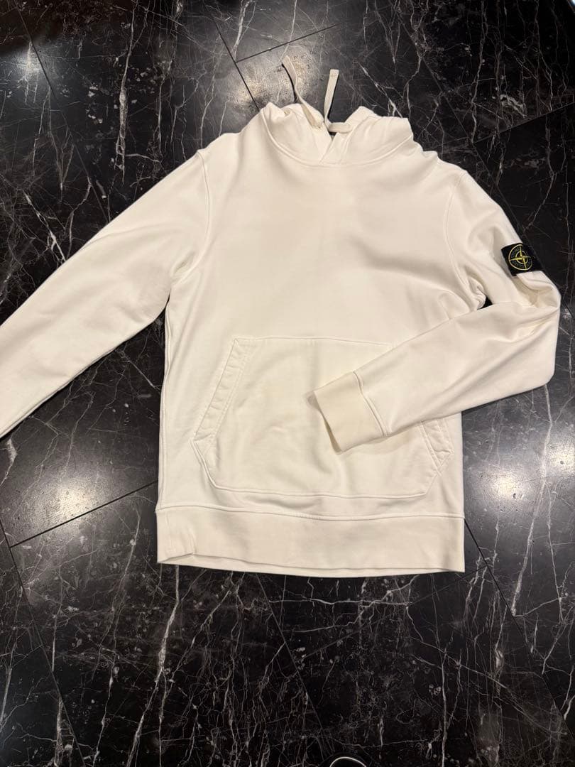 STONE  ホワイトパーカー