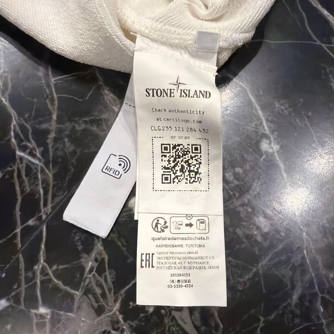 STONE  ホワイトパーカー