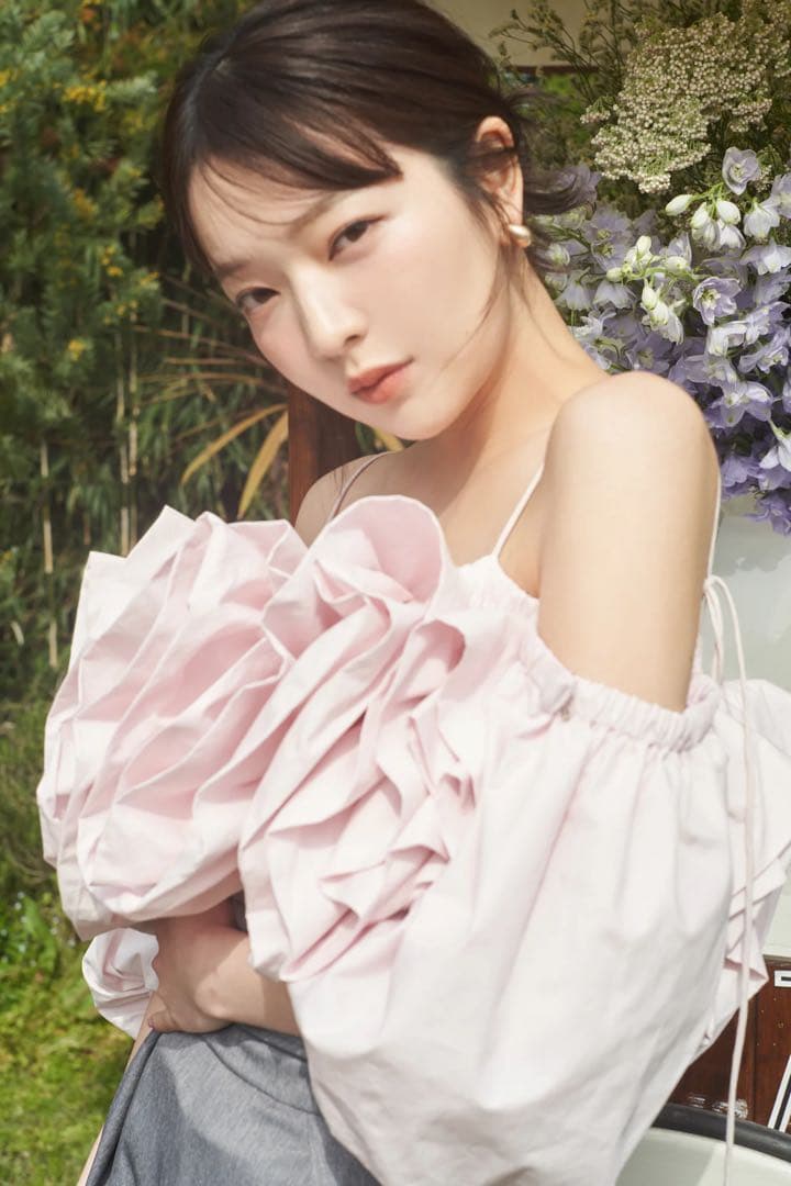 トップス andequal volume off shoulder blouse